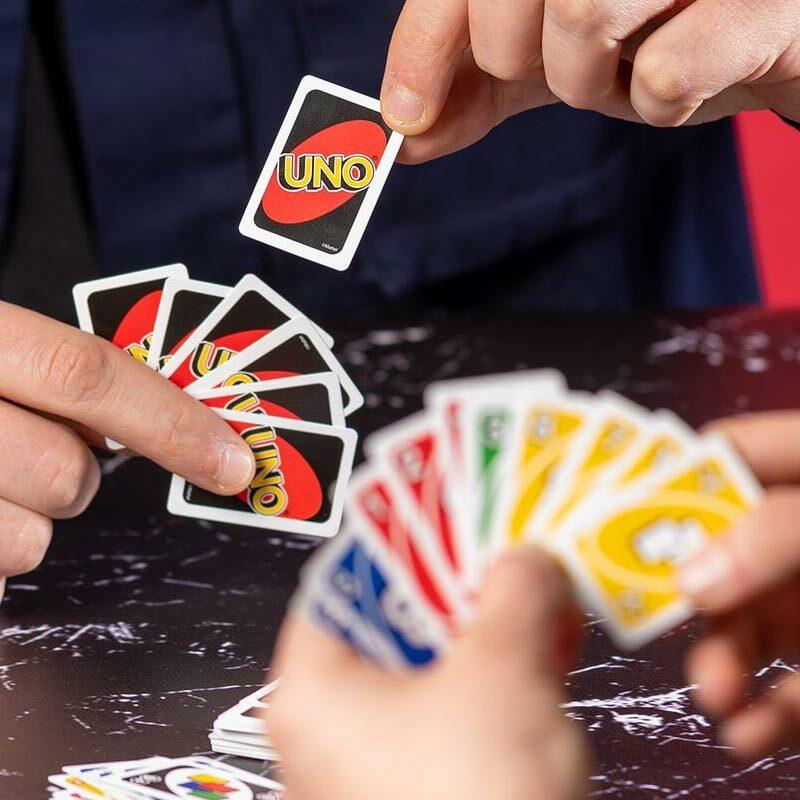 https://www.perpetualkid.com/cdn/shop/products/official-worlds-smallest-uno-card-game_1024x1024.jpg?v=1700137742
